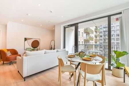 The Maple, Brent Cross, NW2 - Photo 3