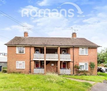 Cherry Tree Close, Farnham, Surrey, GU9 - Photo 3