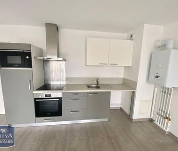 Location Appartement 3 pièces 68m² CUERS 83390 - Photo 5