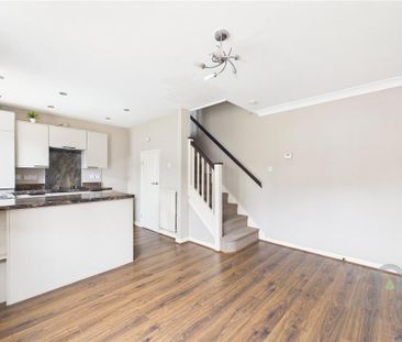1 bedroom semi-detached house to rent - Photo 2