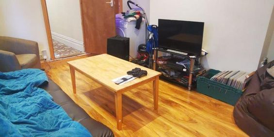 2 bedroom flat to rent - Photo 3