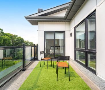 For Lease - 155 Canon Jackson Dr Drive Unit# 206, Toronto, Ontario - Photo 6