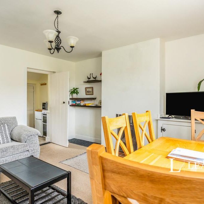 2 bedroom detached house to rent - Photo 1