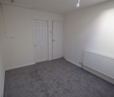 To Let 2 Bed Ground Floor Flat - Photo 5