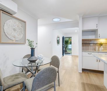 4-Bedroom Home with Huge Entertaining Deck - Photo 2