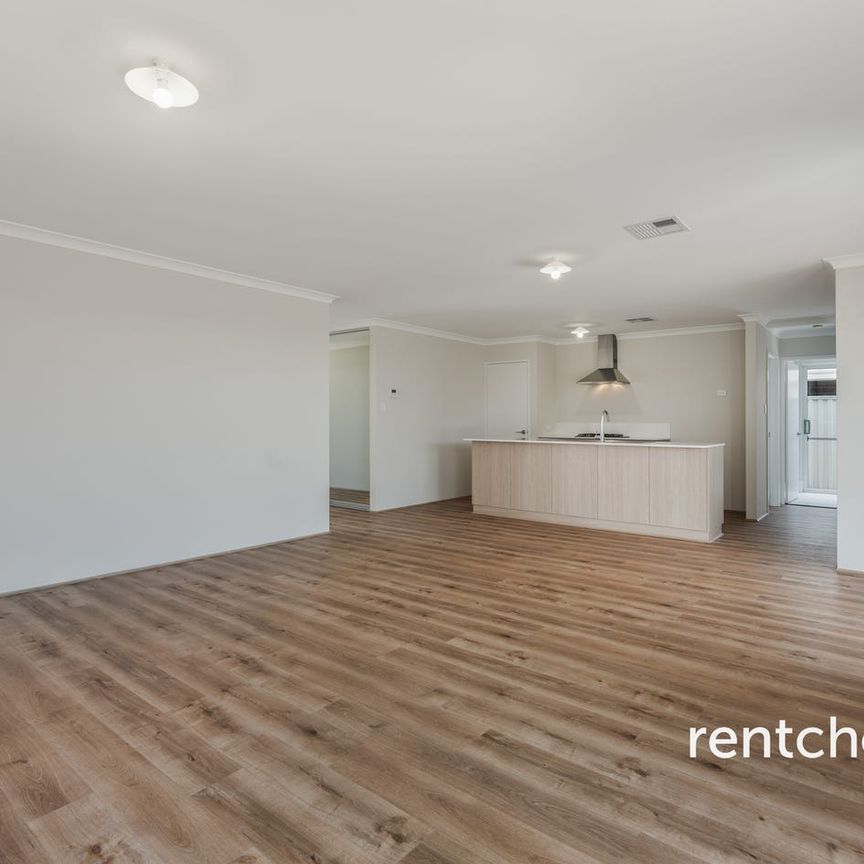 Come Play at Perth's Best Playground DAILY! - Photo 1