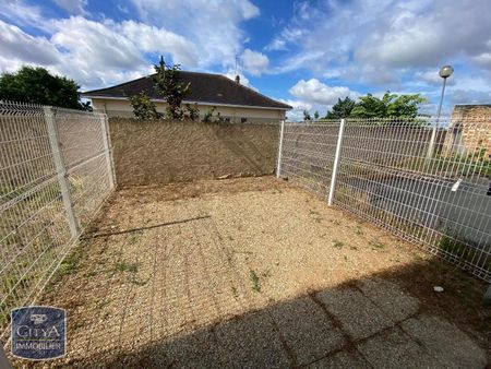 Location Appartement 1 pièce 27m² POITIERS 86000 - Photo 4