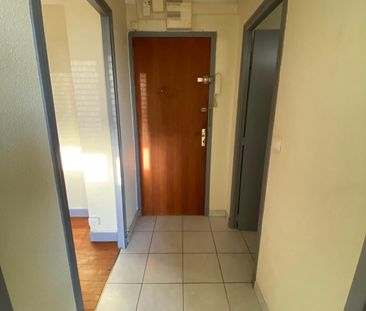 Location Appartement 2 pièces 41m² MONTAUBAN 82000 - Photo 5