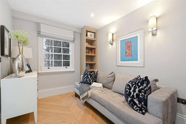 5 bedroom end of terrace house to rent - Photo 1