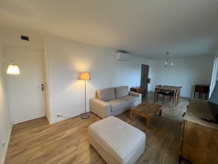 Location Appartement 4 pièces 79m² AIX EN PROVENCE 13100 - Photo 3