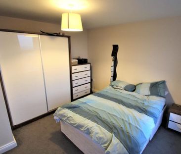 4 Bed - Flat 4, 35 Richmond Road, Headingley, Leeds - LS6 1BX - Stu... - Photo 6