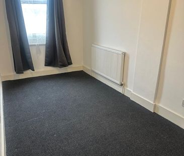 4 Bed Flat, High Road Leytonstone, E11 - Photo 3