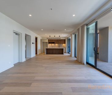 Luxury Living, House-Sized Proportions & Private Lift Access - Photo 1