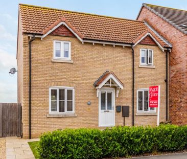 3 bedroom detached house to rent - Photo 3