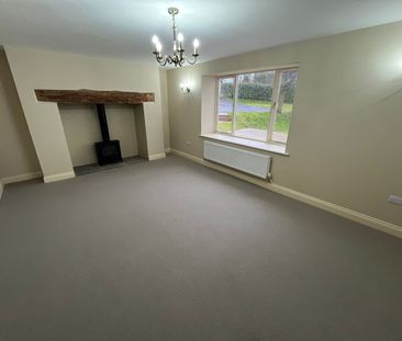 3 bedroom semi-detached house to rent - Photo 1