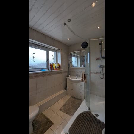 Room in a Shared Flat, Drumreoch Drive, G42 - Photo 4