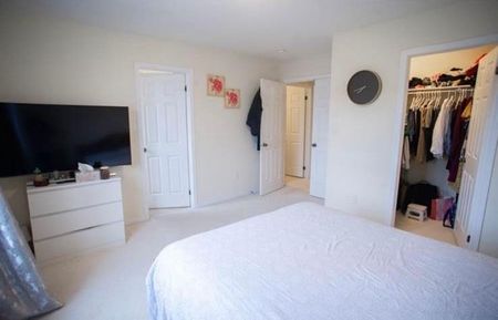 For Lease - 96 Warner Lane, Brantford, Ontario - Photo 2