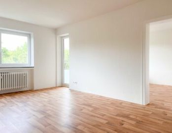 moderne 2-Zi.-Wohnung in Stöcken mit Balkon - Foto 1