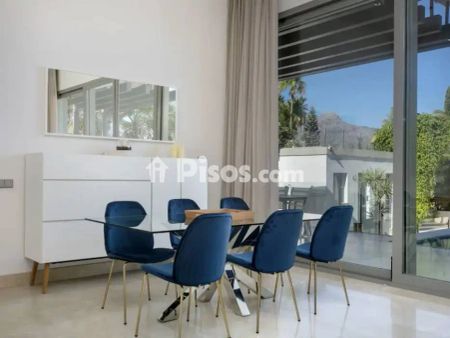 Chalet en alquiler en Avenida de Tomás Pascual - Photo 2
