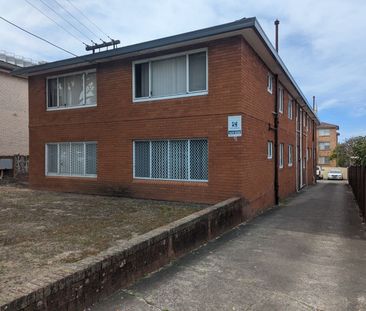 Freshly Renovated 2 Bedroom Unit in Auburn - Photo 6