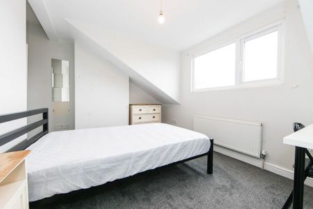 Welton Place, Hyde Park, Leeds - Photo 5