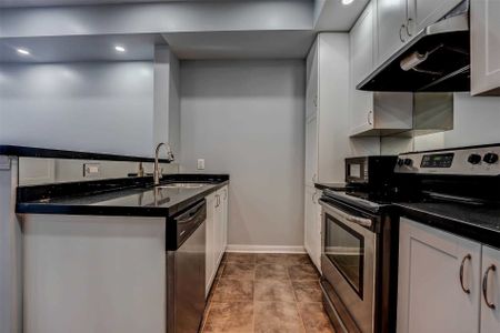 For Lease - 2891 Rio Court Unit# 93, Mississauga, Ontario - Photo 3