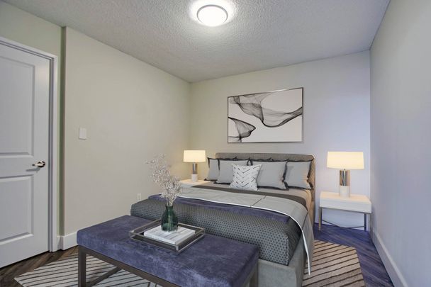 Dufferin Crossing - Photo 1