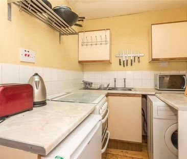 1 bedroom flat to rent - Photo 6