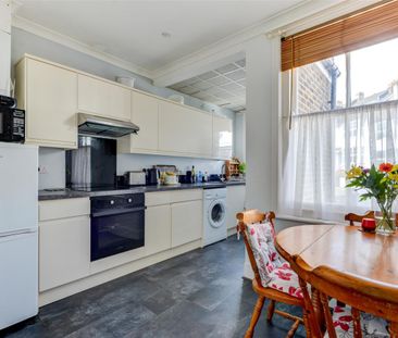 Robertson Road, Brighton - Photo 1