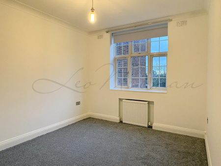 3 bedroom flat to rent - Photo 4