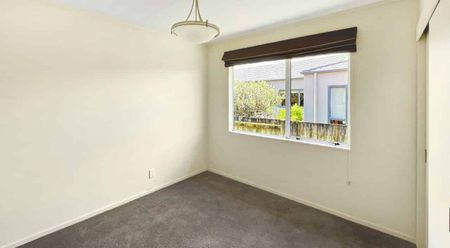 HIGHBURY- 3 BEDROOMS - Photo 2
