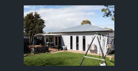 Charming Summerhill Home for Rent - Photo 5