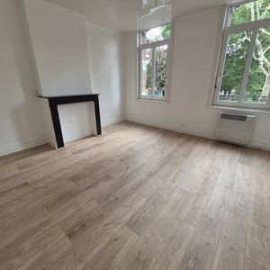 Location Appartement 1 pièce 25m² CAMBRAI 59400 - Photo 2