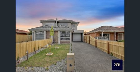LUXURIOUS NEAR-NEW FOUR-BEDROOM HOME WITH TWO MASTER SUITES FOR RENT IN AVONDALE HEIGHTS – NEAR SCHOOLS, DINING, SHOPPING, AND TRANSPORT! - Photo 3
