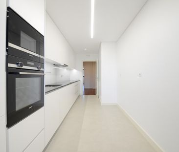 Apartamento T4 em Porto - Photo 2