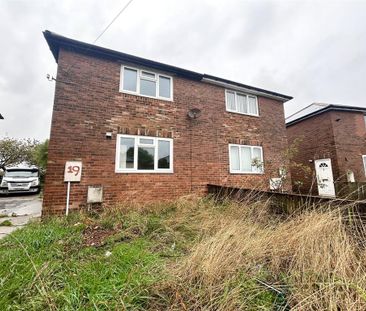 2 bedroom semi-detached house to rent - Photo 4