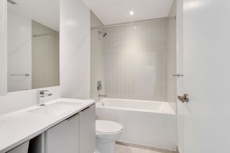 For Lease - 3900 Confederation Parkway Unit# 313, Mississauga, Ontario - Photo 4