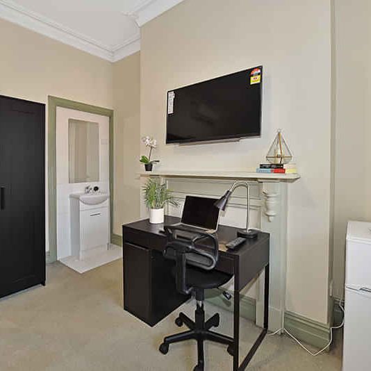 Room 7 (Non Ensuite) - Photo 1