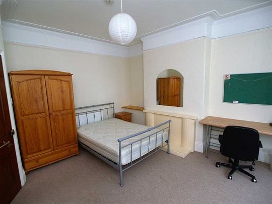 3 Bed - Eton Place, Plymouth - Photo 1