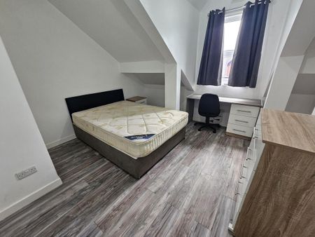 4 bedroom house to rent - Photo 4