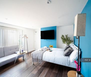 1 bedroom flat to rent - Photo 6