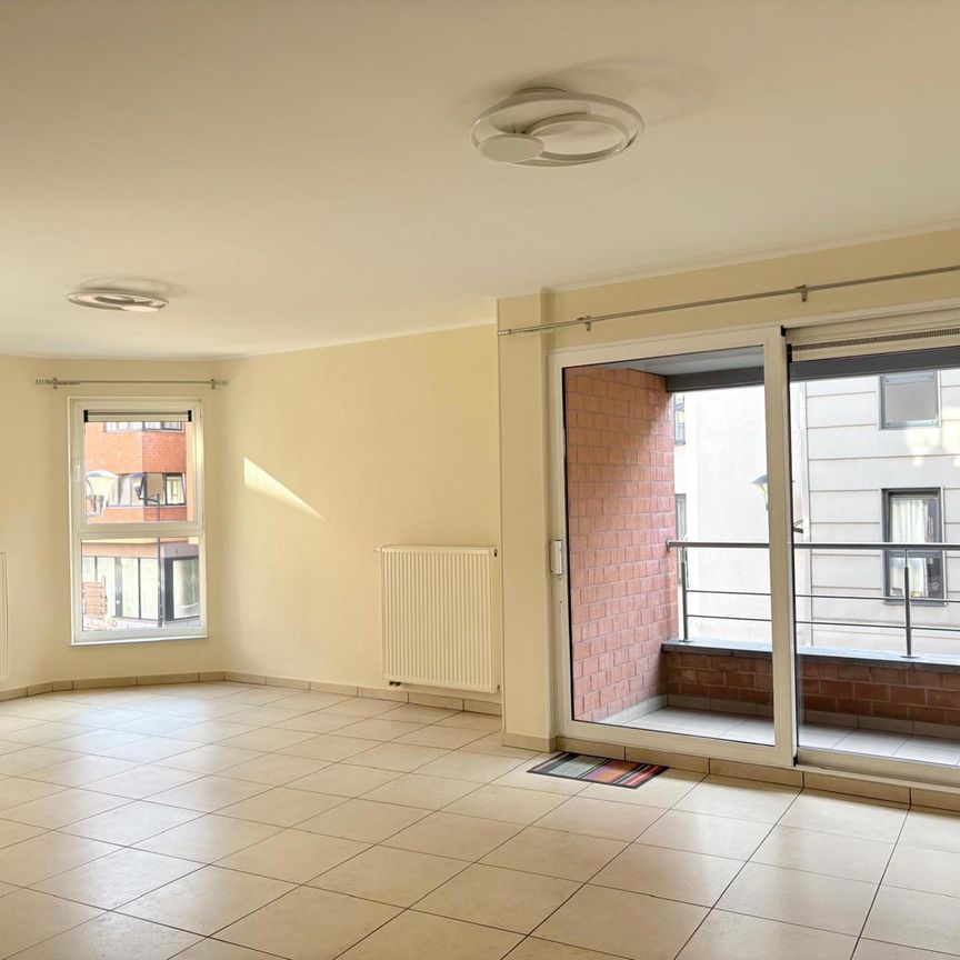 Appartement - à louer - 850 € 5500 DINANT - Photo 1