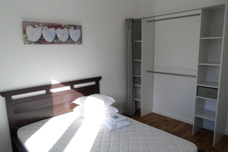 A LOUER APPT. T.2 MEUBLE PROCHE GARE - Photo 3