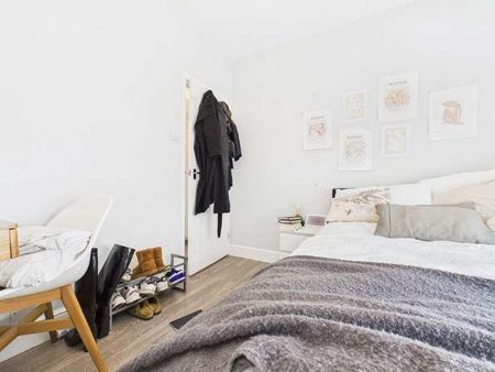 Rock Place, Brighton, BN2 - Photo 2