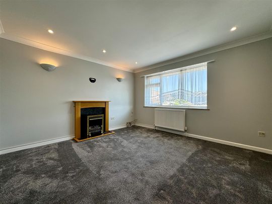 Peartree Lane, Bexhill-On-Sea, TN39 4PE - Photo 1