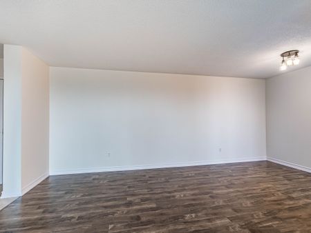 For Lease - 30 Malta Avenue Unit# 2109, Brampton, Ontario - Photo 4