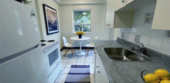 Oakburn Apartments - Photo 2