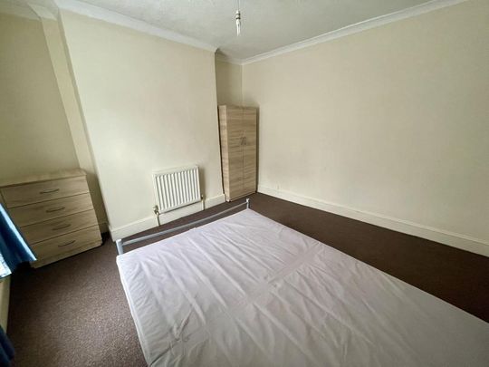 4 bedroom house to rent - Photo 1