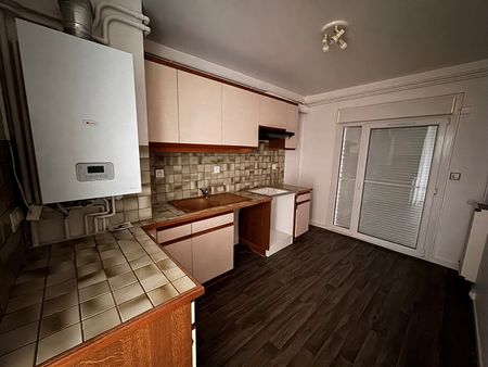 Location Appartement 4 pièces 100m² - Photo 5