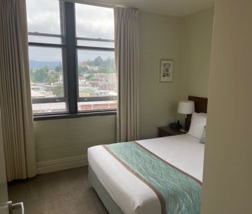 Live here and enjoy easy access to the CBD! - Photo 3